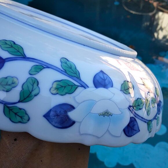 Vintage Maebata Gokusai Hand Painted Blue Lotus Flower Porcelain Bowl from Japan - Picture 9 of 10